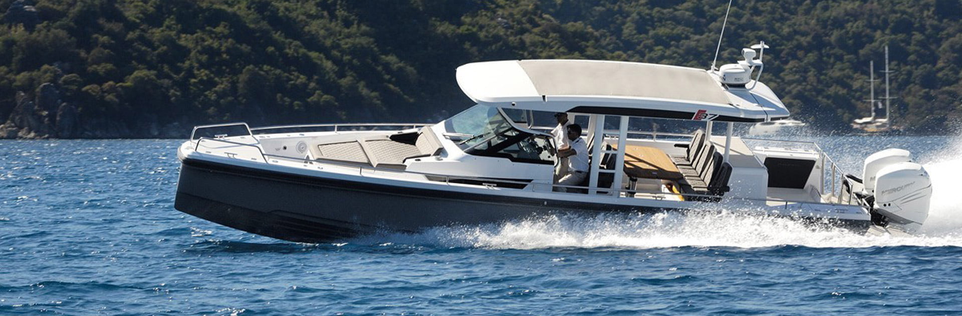 Yacht Mykonos Greece Axopar37 02